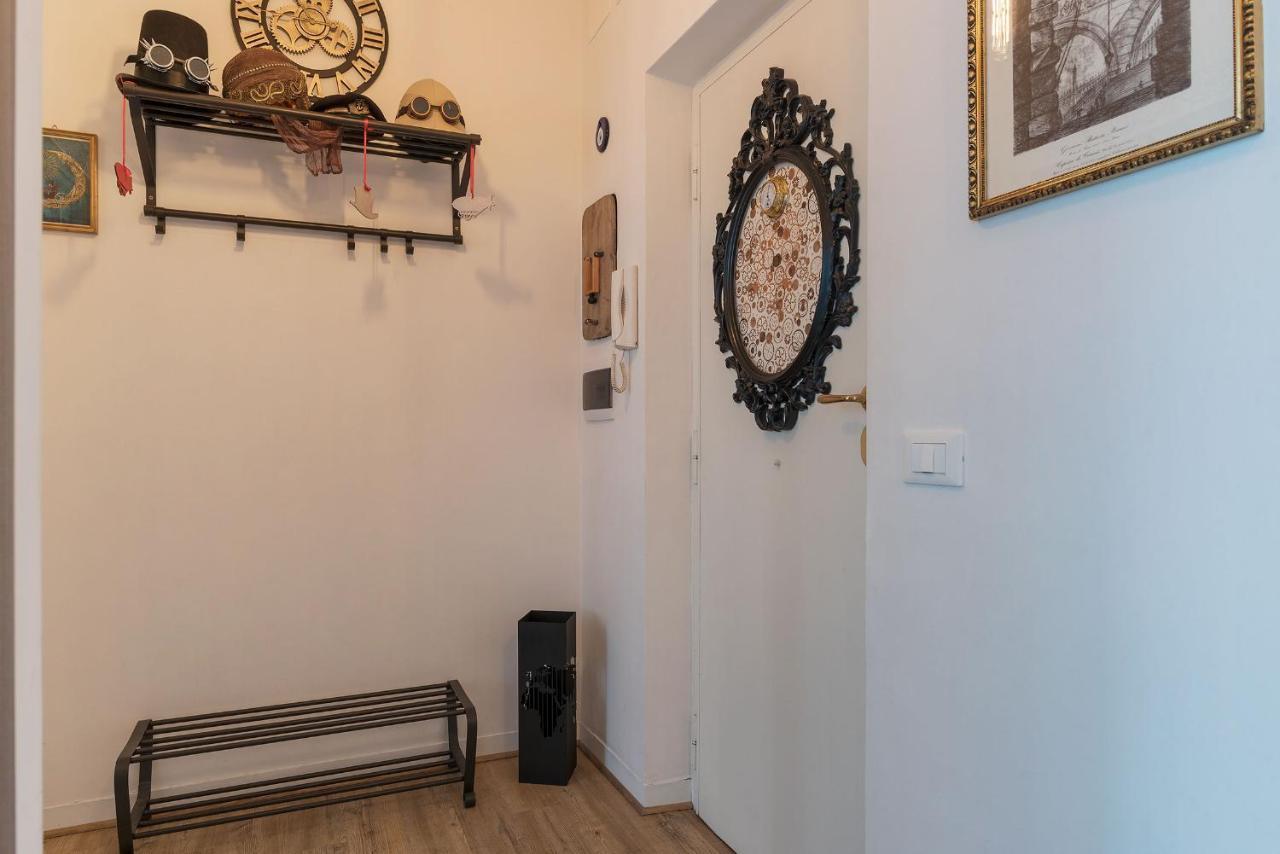 Lägenhet San Paolo Steampunk Flat
