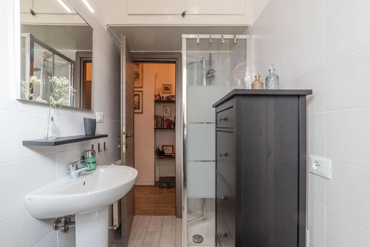 Lägenhet San Paolo Steampunk Flat Rom